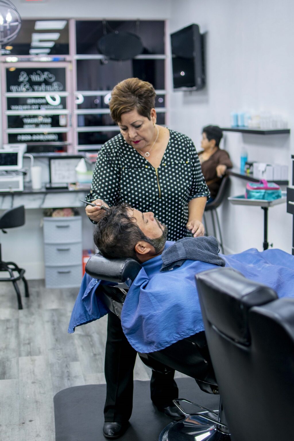 Gallery Stravaganzza Hair Dressers and Barber LLC